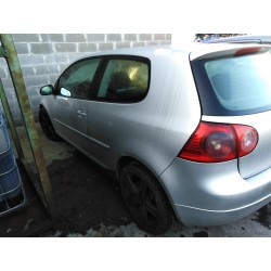 volkswagen golf v berlina (1k1) del año 2004