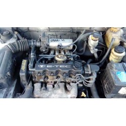 daewoo lanos del año 2001