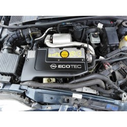 opel vectra b berlina del año 2000