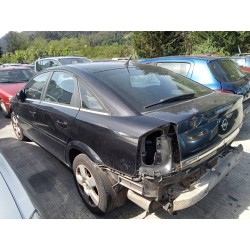 opel vectra c berlina del año 2006
