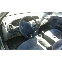 renault megane i fase 2 gandtour (ka..) del año 2001