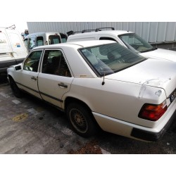 mercedes clase e (w124) berlina del año 1987