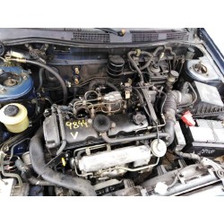 nissan primera berlina (p11) del año 2000