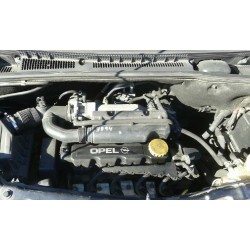 opel meriva del año 2004