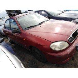 daewoo lanos del año 2001
