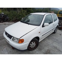volkswagen polo berlina (6n1) del año 1996