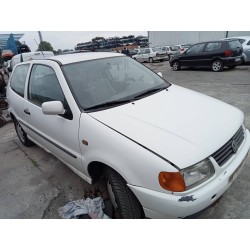 volkswagen polo berlina (6n1) del año 1996