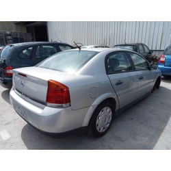 opel vectra c berlina del año 2003