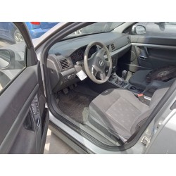 opel vectra c berlina del año 2003