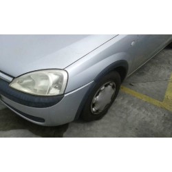 opel corsa c del año 2002