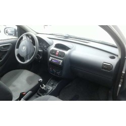 opel corsa c del año 2002