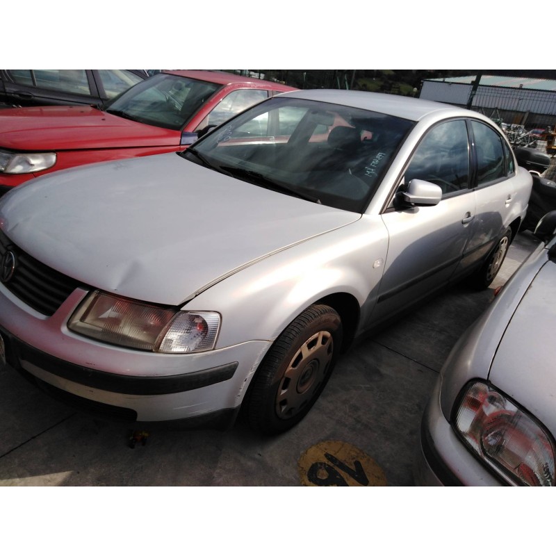 volkswagen passat berlina (3b2) del año 2000