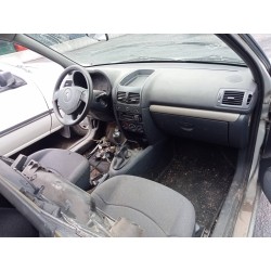 renault clio ii fase ii (b/cb0) del año 2004