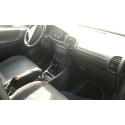 opel zafira a del año 2002