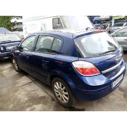 opel astra h berlina del año 2005