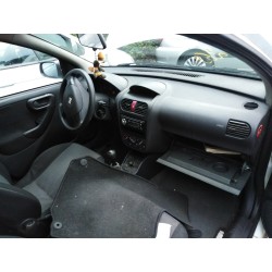 opel corsa c del año 2005