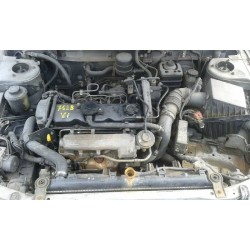 nissan primera berlina (p11) del año 1999