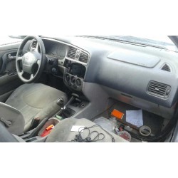 nissan primera berlina (p11) del año 1999