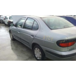renault megane i classic (la0) del año 1998