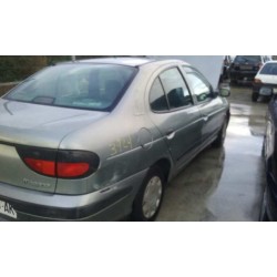renault megane i classic (la0) del año 1998