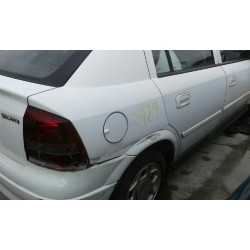 opel astra g berlina del año 2004
