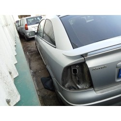 opel astra g berlina del año 2004