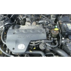 mazda 323 berl. f/s (bj) del año 2002