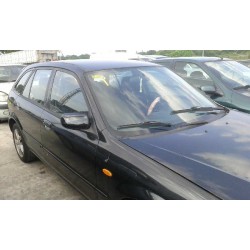 mazda 323 berl. f/s (bj) del año 2002