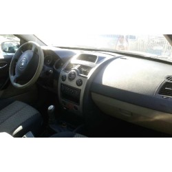 renault megane ii berlina 5p del año 2004