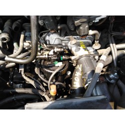 peugeot 807 del año 2003