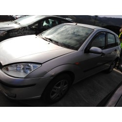 ford focus berlina (cak) del año 2004