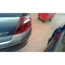 peugeot 407 del año 1950