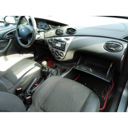 ford focus berlina (cak) del año 2004