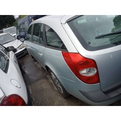renault laguna ii grandtour (kg0) del año 2004