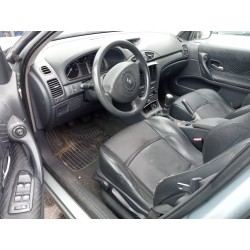 renault laguna ii grandtour (kg0) del año 2004