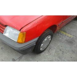 peugeot 205 berlina del año 1983