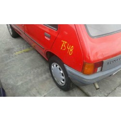 peugeot 205 berlina del año 1983