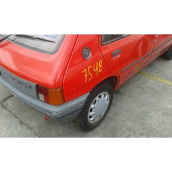 peugeot 205 berlina del año 1983