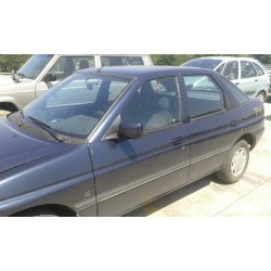ford escort berlina/turnier del año 1994