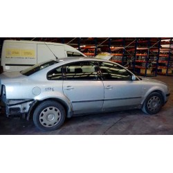 volkswagen passat berlina (3b2) del año 1999
