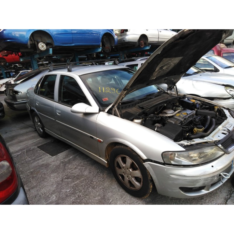 opel vectra b berlina del año 2001
