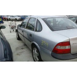 opel vectra b berlina del año 1998