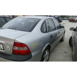 opel vectra b berlina del año 1998