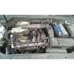 volkswagen golf v berlina (1k1) del año 2006