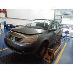 renault scenic ii del año 2006