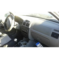 kia rio del año 2003
