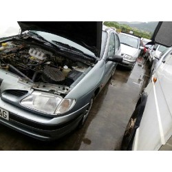 renault megane i classic (la0) del año 1996