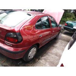 renault megane i berlina hatchback (ba0) del año 1997