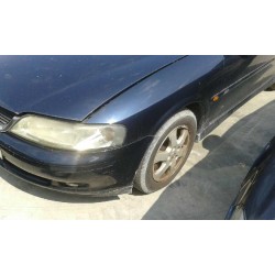 opel vectra b berlina del año 2001