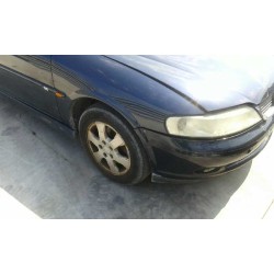 opel vectra b berlina del año 2001
